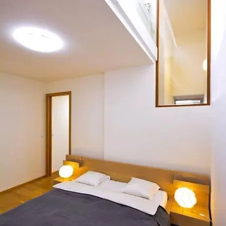 Legacy Duplex In Historic Prague District By Rentez Apartment Exterior photo